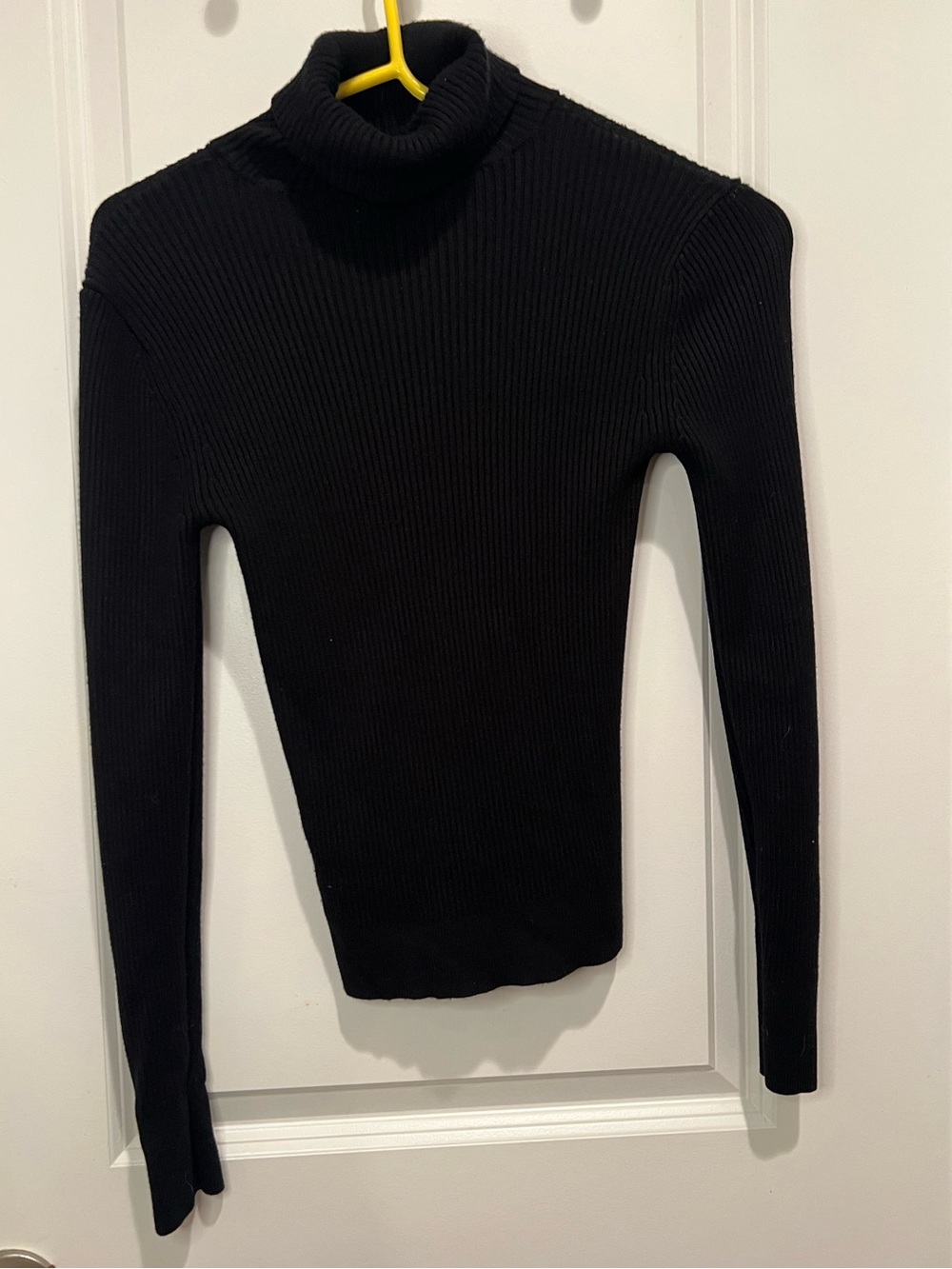 Abercrombie + Fitch Ribbed Turtleneck Sweater - Women's